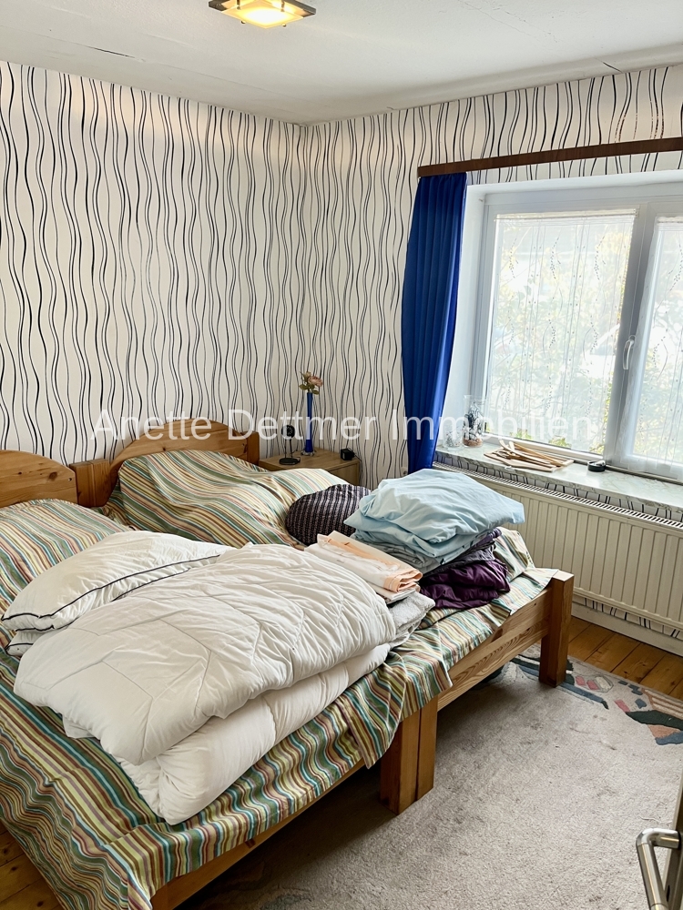 13 Schlafzimmer EG