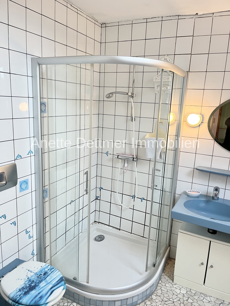 18 Badezimmer Treppenaufgang Bild 2