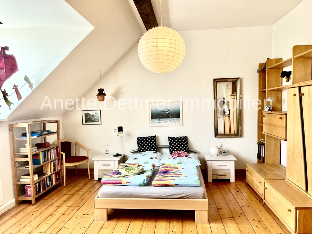 35 OG Schlafzimmer