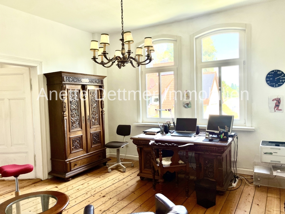 33 OG Büro