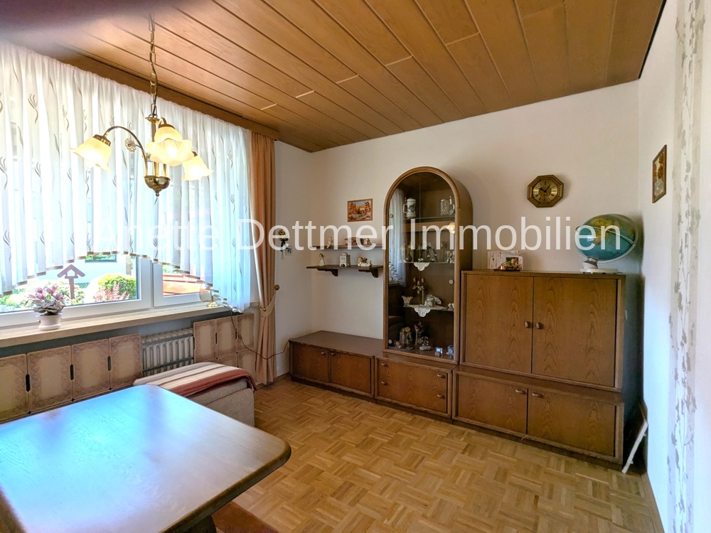 Büro EG