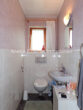 Ein Haus zum Verlieben mit Doppelcarport und Regenwasserzisterne! - Gäste-WC