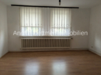Essen OG - Mehrfamilienhaus mit Scheune und Garagen
