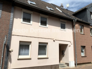 Charmantes Haus in zentraler Lage von Gronau (Leine) – Ihr Traumprojekt wartet auf Sie!, 31028 Gronau (Leine), Reihenmittelhaus