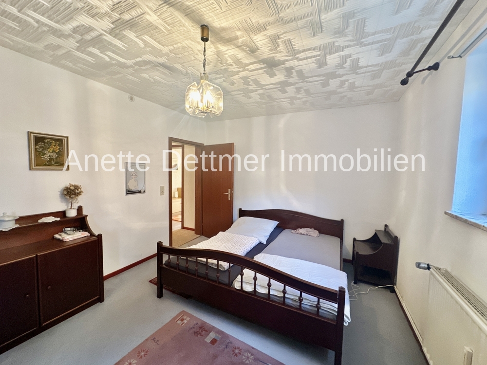 22 UG Schlafzimmer