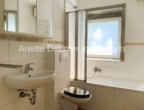 Bad mit Wanne - Grünenplan – 3 Zimmer in ruhiger Lage