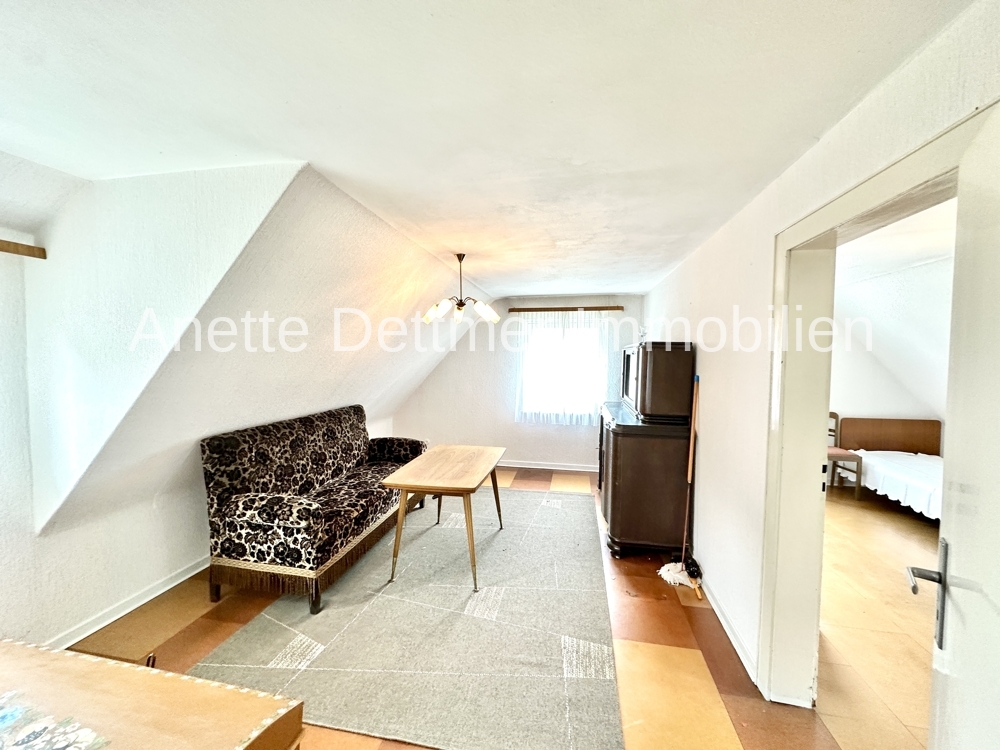 15 Wohnzimmer im OG