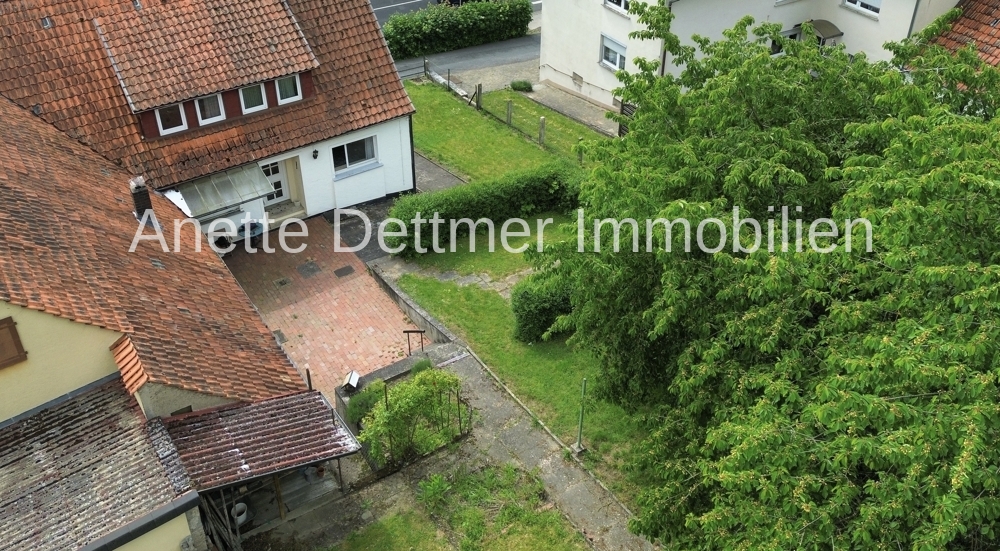 3 Hausansicht hinten mit Nebengebäude