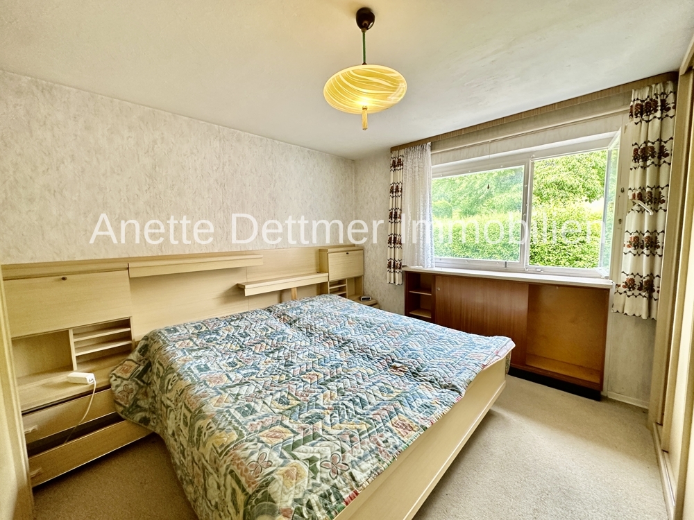 6 Schlafzimmer EG