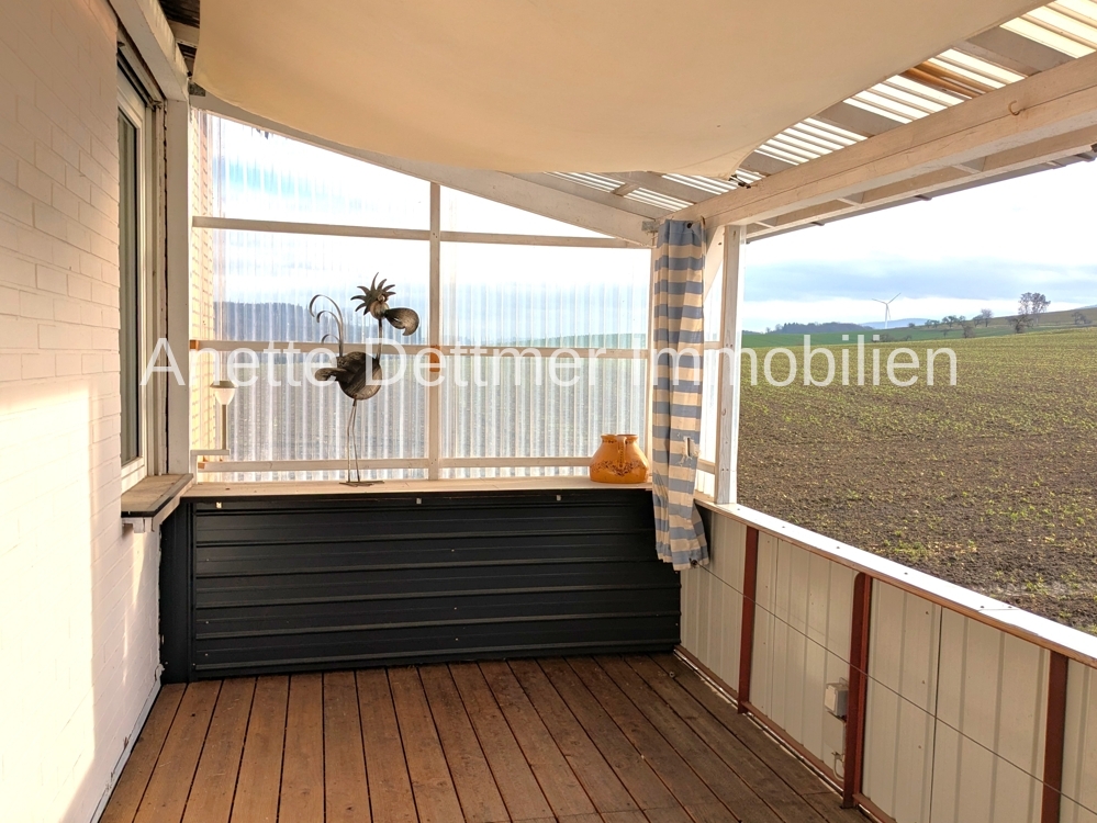 überdachter Balkon