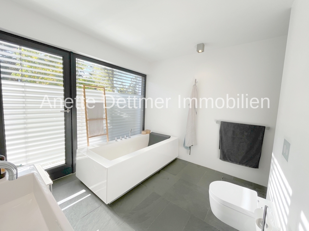 16 Badezimmer Obergeschoss