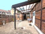 Terrasse mit Gartenlaube
