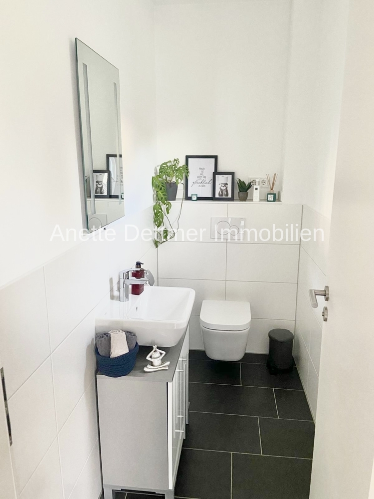 4 Gäste WC im Erdgeschoss