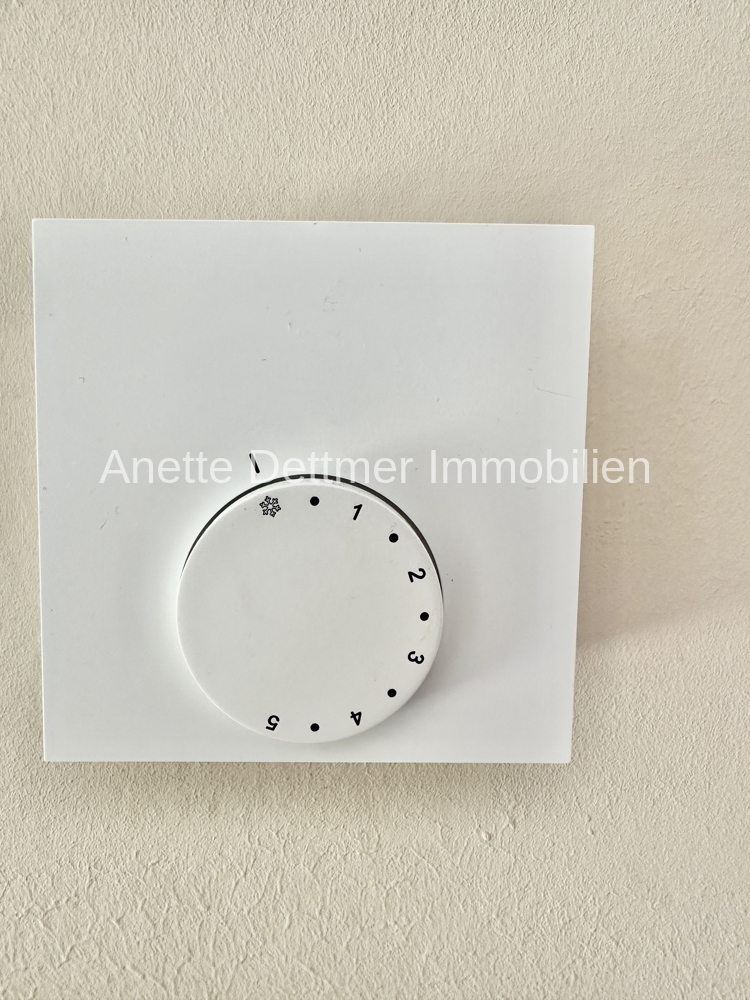 24 Thermostat