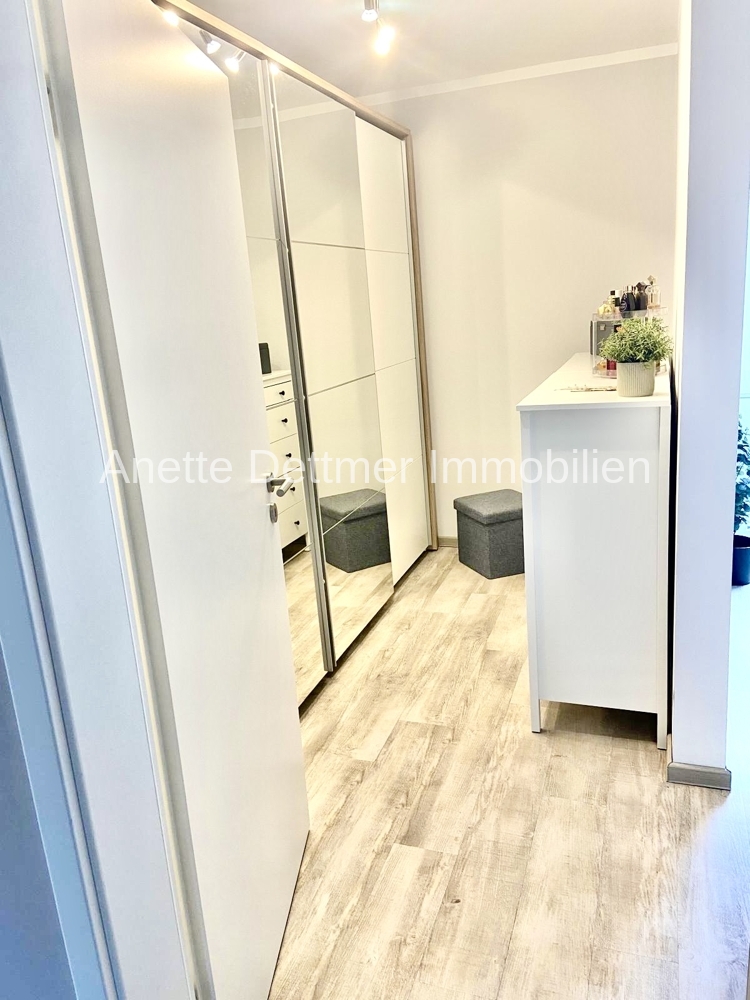 18 Begehbarer Kleiderschrank