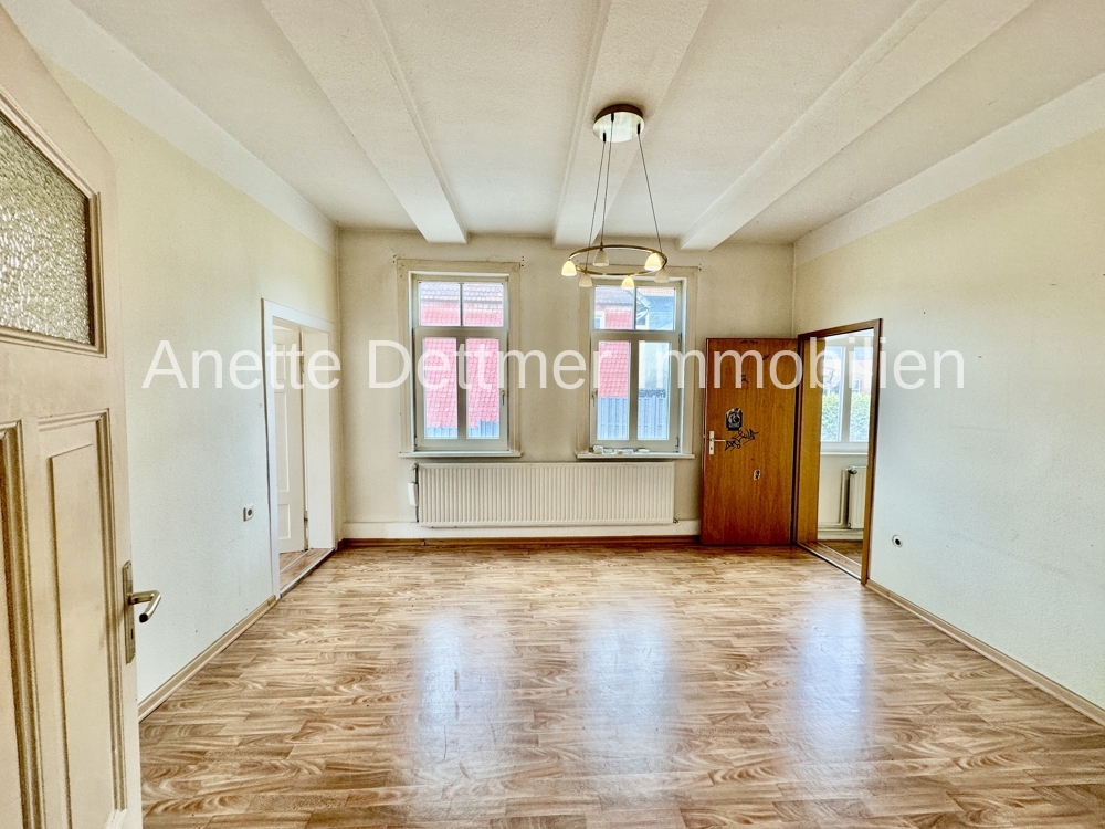 5 Nummer 49 EG Zimmer