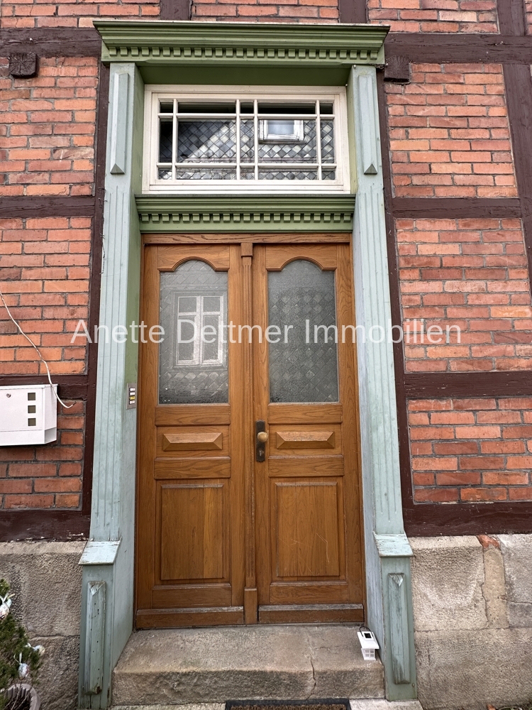 13 Nummer 49 Haustür Ansicht