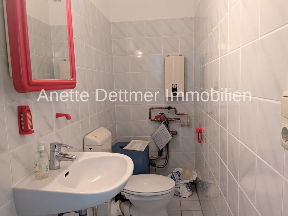 WC mit Entkalkungsanlage Praxis