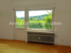 Schlafen EG - Gepflegtes Zweifamilienhaus mit 3 Garagen und Panorama über Alfeld