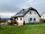 3-Familienhaus in Duingen - solide Kapitalanlage mit guter Rendite - Ansicht mit Garten