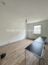 4 Wohnzimmer