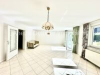 4 EG Wohnzimmer- und Esszimmer