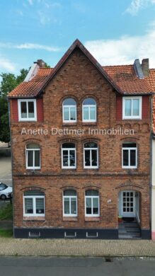 Kapitalanlage oder Eigenheim? 3 Wohneinheiten zum Hammerpreis in Alfeld!, 31061 Alfeld (Leine), Zweifamilienhaus