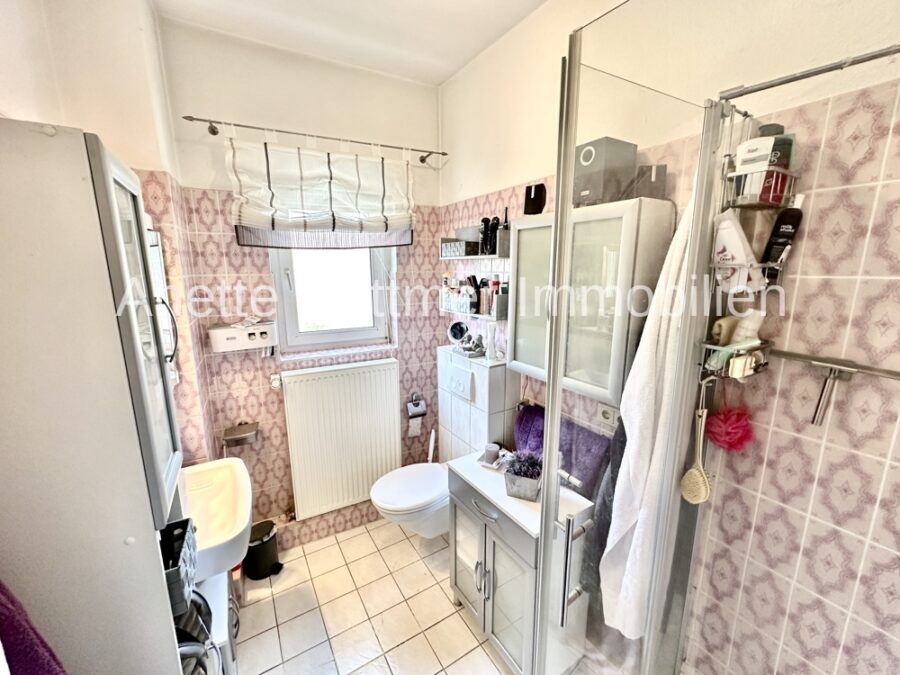 12 Badezimmer OG