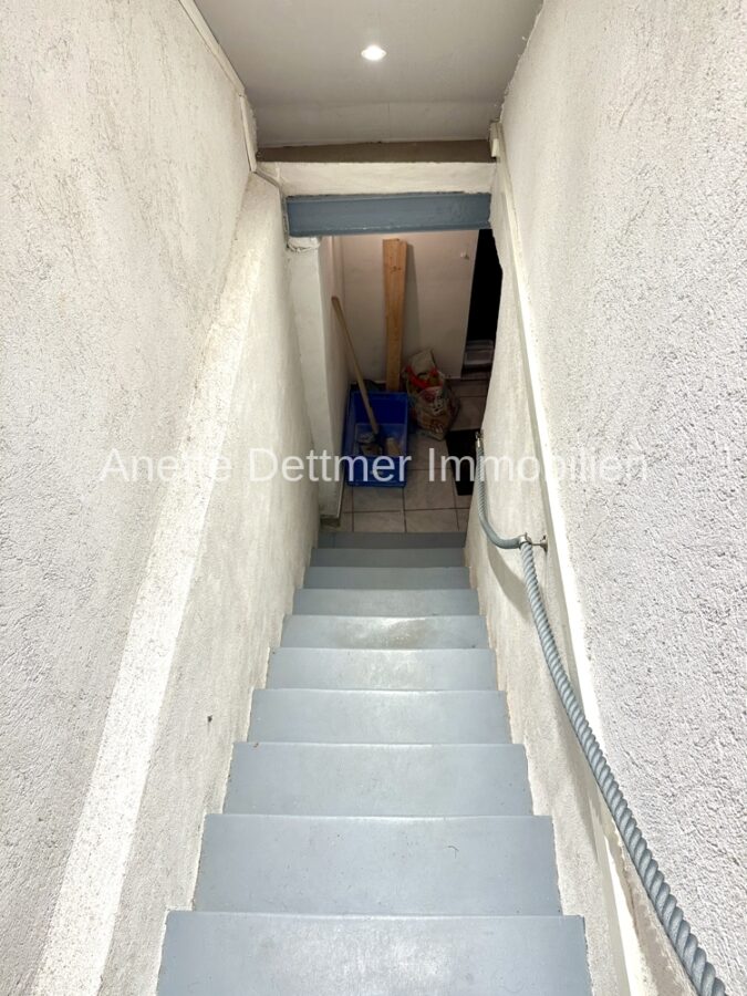 27 Keller