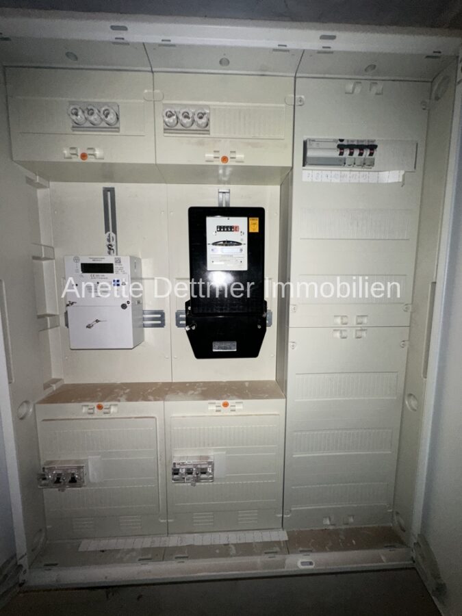 28 Stromkasten